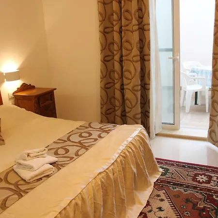 Apartment One - Sea View Marsaskala *